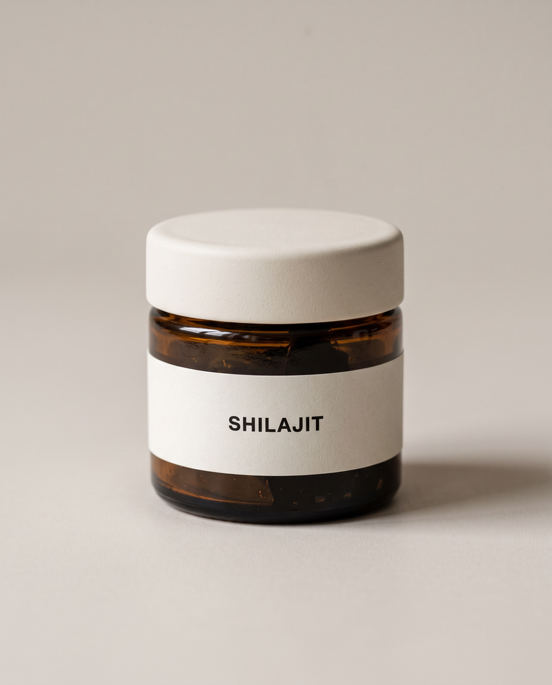 Shilajit-hartsi purkissa